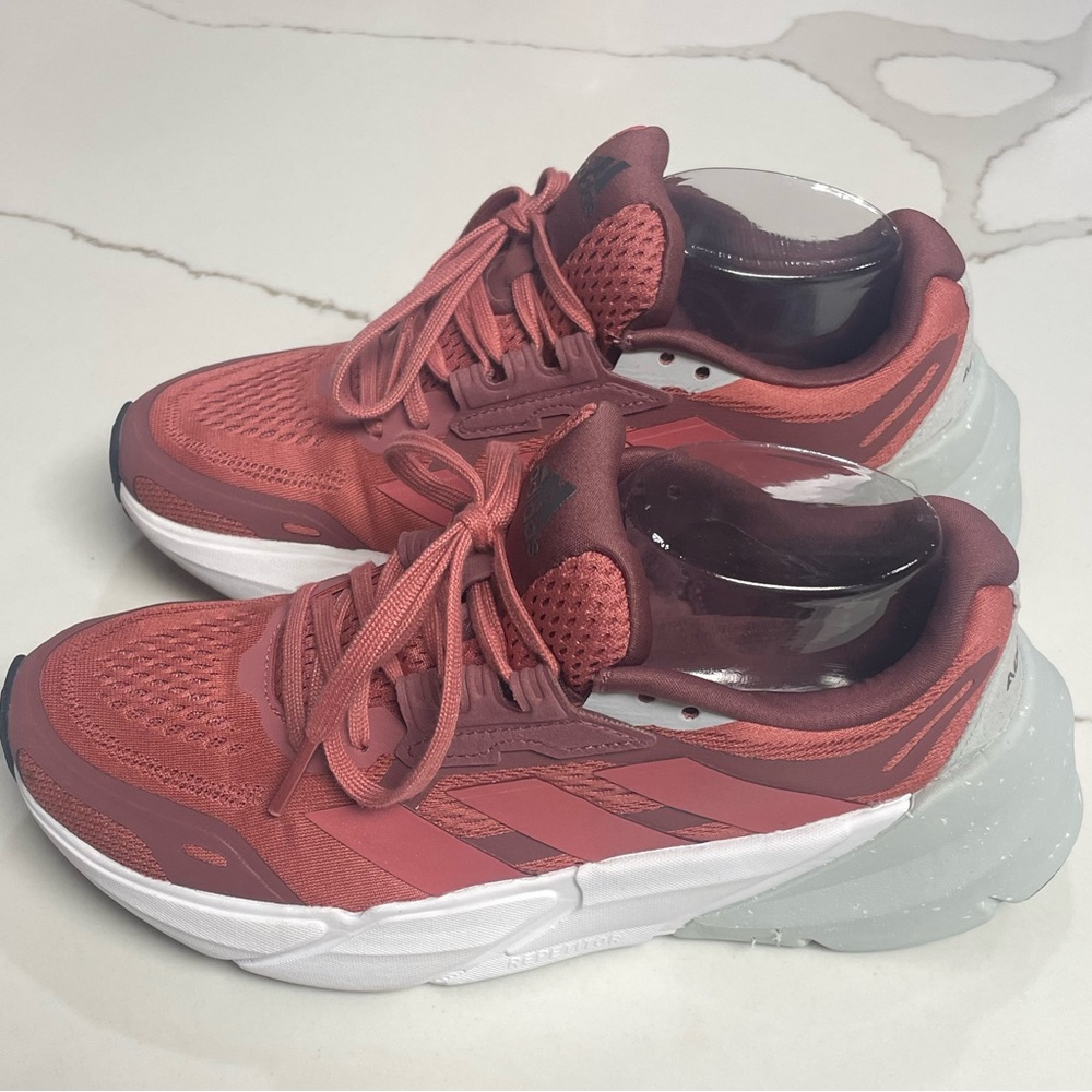 Adidas Adistar Wonder Red Size 7